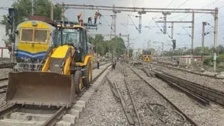 प्रयागराज जंक्शन पर विकास कार्य। जागरण आर्काइव