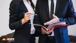 इलाहाबाद हाई कोर्ट ने वकीलों के आपराधिक मामलों को लेकर सख्ती बरती है।