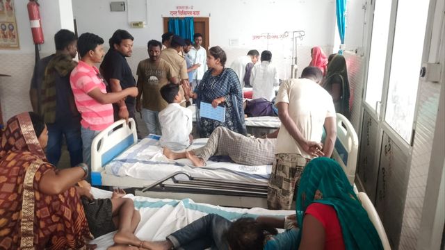 मिड-डे-मील में छिपकली: मधेपुरा में खिचड़ी खाने के बाद 40 बच्चे बीमार, रसोइया ने झाड़ी में फेंका खाना
