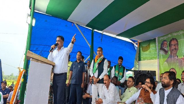गिरिडीह में झामुमो ने भाजपा को दिया झटका, हेमंत सरकार के मंत्री ने 2029 चुनाव को लेकर किया बड़ा दावा
