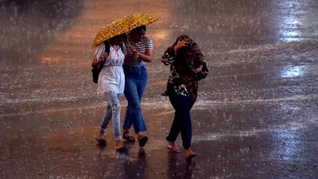 रुड़की में झमाझम वर्षा से 7.5 डिग्री गिरा पारा, उमस भरी गर्मी से मिली बड़ी राहत