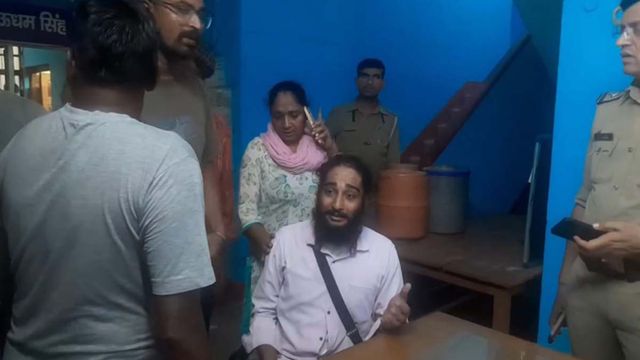 उत्तराखंड में सड़क हादसे के बाद सिख युवक पर हमला, पगड़ी उतारी और बाल खींचे