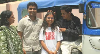 हृदयनारायण व किरण, बेटी आंचल व बेटे शिवम संग खुशी मनाते हुए l-जागरण