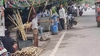 अतिक्रमण समेत विभिन्न समस्याओं से जूझ रहे लोग