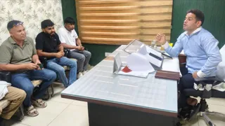 सहायक पुलिस आयुक्त ने की बैठक।