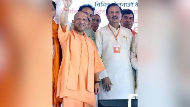 सीएम योगी ने नोएडा एयरपोर्ट का श्रेय सांसद महेश शर्मा को दिया, गौतमबुद्ध नगर में सियासी हलचल तेज
