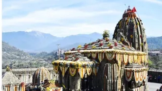 शिव मंदिर बैजनाथ में कल से सावन सोमवार मेले शुरू हो रहे हैं। जागरण आर्काइव