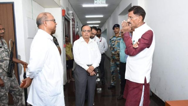 रिम्स आश्रयगृह की बदहाली पर भड़के केंद्रीय मंत्री संजय सेठ, स्वास्थ्य मंत्री से की तत्काल सुधार की मांग
