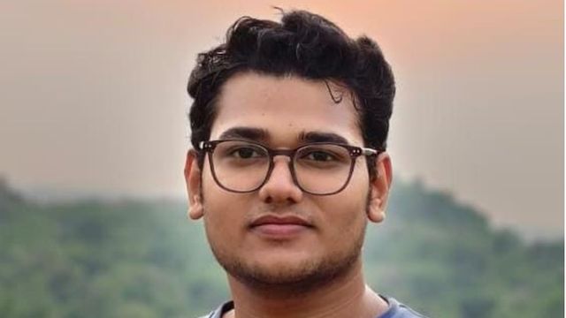 JEE Advanced में बांका के आर्यन का जलवा, 10वीं व 12वीं के टॉपर ने स्वाध्याय और लगन से पाई बड़ी सफलता
