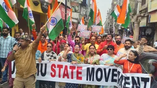 शिवसेना और JSM ने कहा जम्मू को अलग राज्य दो।