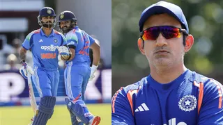 रोहित से बातें कर गंभीर की तरफ इशारा कर रहे थे कोहली?