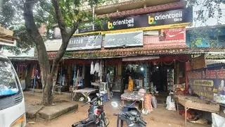 कोलेबिरा थाना से 150 मीटर दूर महुआ लदी वैन चोरी। जागरण