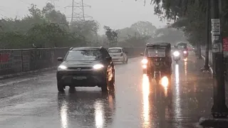 दिल्ली-एनसीआर में बारिश के बाद मौसम हुआ सुहावना।