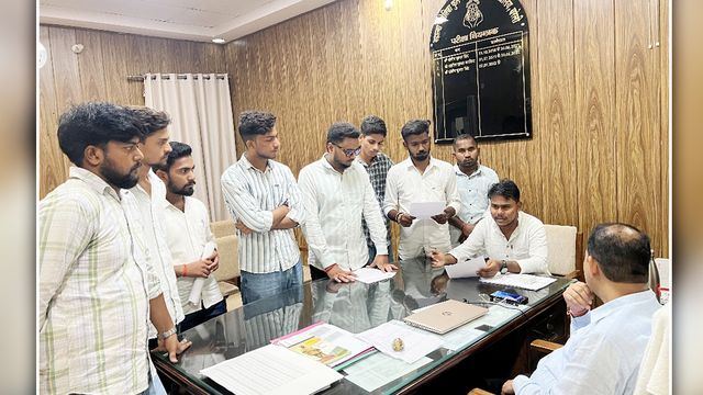 MJPRU: एबीवीपी का यूनिवर्सिटी में प्रदर्शन! स्पेशल बैक, चैलेंज फॉर्म और NSS वेटेज को लेकर रखीं 5 बड़ी मांगें
