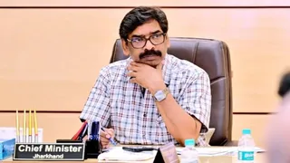 झारखंड कैबिनेट के बड़े फैसले: 1000 स्कूलों में एआई वर्चुअल क्लास और ग्रामीण विकास के नए नियम।