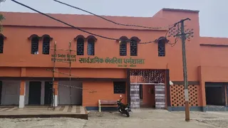 अबरखा में कांवड़ियों के लिए बन रहे पंडाल