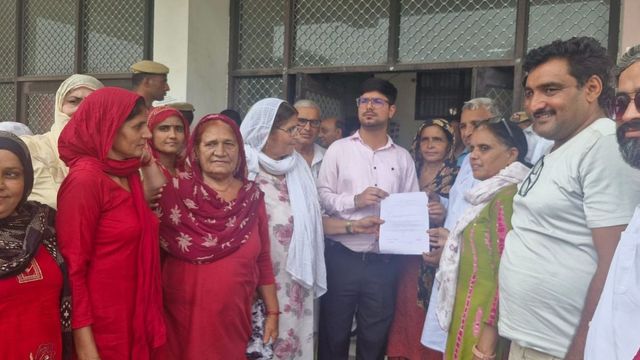 सोनम वांगचुक के शिक्षा सुधार अभियान के समर्थन में भिवानी के दादरी में धरना जारी, कई संगठनों का मिला साथ
