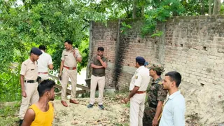 पहचान में जुटी पुलिस और FSL टीम