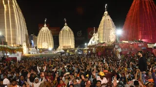 श्रावणी मेला में भीड़ नियंत्रण के लिए एआई कैमरे और रियल टाइम रिपोर्टिंग का सहारा।