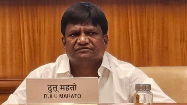 धनबाद के BCCL अस्पताल को सुपर स्पेशियलिटी बनाने की मांग, सांसद ढुलू महतो ने संसद में उठाई आवाज
