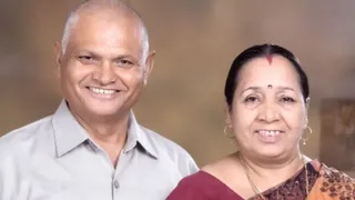 दंपती की फाइल फोटो।