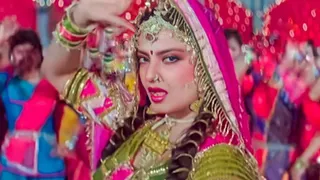 रेखा का कल्ट गीत (फोटो क्रेडिट- स्क्रीन शॉट)