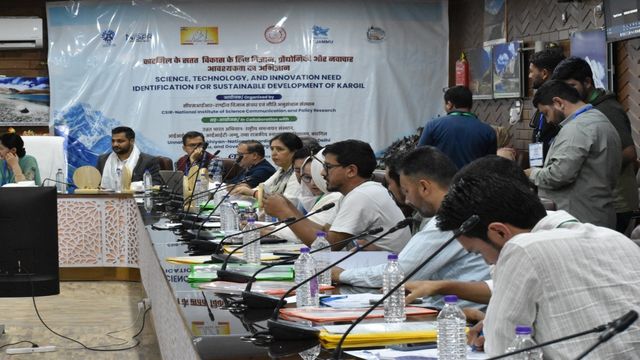 कारगिल में उगेगी हींग की खुशबू, आईआईटी जम्मू की पहल से बंजर जमीन अब उगलेगी सोना
