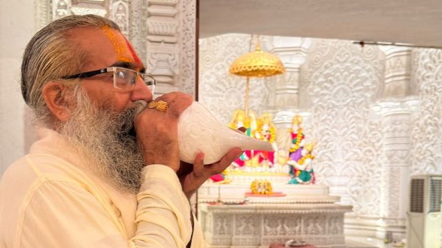महंत दिनेंद्र दास का दावा- मैं ही निर्मोही अखाड़े का महंत, मेरे खिलाफ हो रहा षड्यंत्र