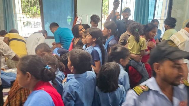 सुपौल में मिड-डे मील खाने से बीमार बच्चों की हालत में सुधार, परिजनों ने ली राहत की सांस
