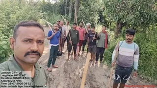 बाघ की मौजूदगी की पुष्टि के बाद वन विभाग ने आसपास के गांवों में अलर्ट जारी कर दिया है। फोटो: विभाग
