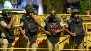 जंतर मंतर क्षेत्र में गुरुवार शाम 4 बजे से रात 12 बजे तक 8 घंटे के लिए मोबाइल इंटरनेट सेवाएं अस्थायी रूप से निलंबित कर दी गई हैं। फाइल फोटो