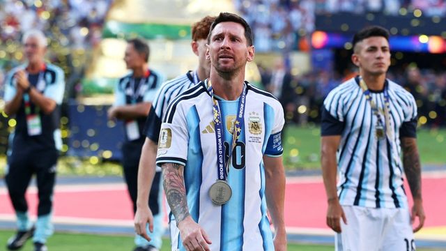 FIFA वर्ल्ड कप 2026 टीम में बड़ा सरप्राइज: मेसी, एम्बाप्पे और हालैंड का जलवा; गोल्डन बॉल विनर रोड्री को भी मिली जगह