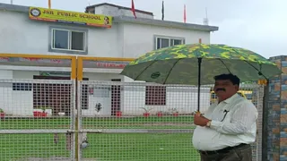 जम्मू-कश्मीर में 27 जुलाई 2026 तक स्कूल बंद, उल्लंघन पर होगी सख्त कार्रवाई।