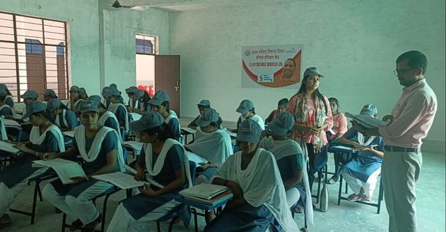 हुनर से रोजगार तक का सफर, उन्नाव में स्किल डेवलपमेंट से 2357 युवाओं की बदली जिंदगी

