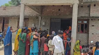 सास-ससुर से विवाद के बाद फंदे से झूल गई बहू, 2 मासूमों के सिर से उठा मां का साया