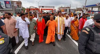 मुख्यमंत्री योगी आदित्यनाथ ने किया सिक्सलेन फ्लाईओवर का लोकार्पण। जागरण