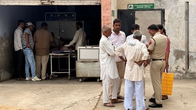 हरियाणा में बुजुर्ग मां की मौत का सदमा नहीं झेल पाया बेटा, जहरीला पदार्थ खाकर दी जान
