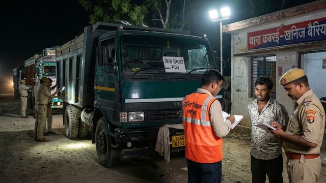 रॉयल्टी चोरी कर वाहनों को निकलवाने वाले गिरोह का भंडाफोड़, दो होमगार्ड और 17 लोकेटरों पर FIR
