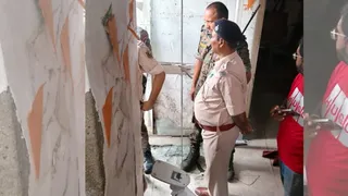 तिलक मैदान रोड स्थित विद्युत कार्यालय में गुरुवार को हंगामा।