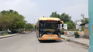 ग्रेटर नोएडा में ई-बस सेवा को नहीं मिल रहे यात्री यीडा में बढ़ी सवारियां।