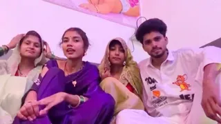 शादी के बाद वीडियो जारी कर अपनी बात कहतीं तीनों बहनें और युवक