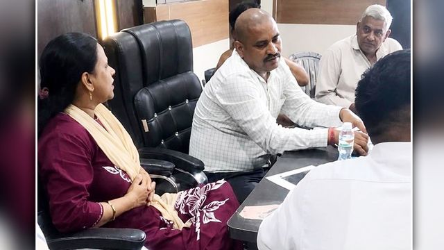 बरेली में हिंदुओं को गाली देने वाले आदिल की कोटेदार बहन कलीमा पर कसेगा शिकंजा; 58 क्विंटल राशन गायब, FIR की तैयारी
