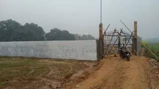 डुमरांव में सब्जी के रखरखाव के लिए सहकारिता विभाग का निर्माणाधीन कोल्ड स्टोरेज। सौजन्य- बीसीओ