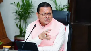 सचिवालय स्थित विश्वकर्मा भवन में आयोजित उत्तराखंड राज्य वन्यजीव बोर्ड की बैठक की अध्यक्षता करते मुख्यमंत्री पुष्कर सिंह धामी।