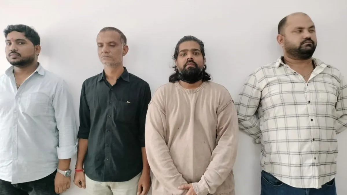 अमेरिकी नागरिकों से ठगी करने वाले 4 आरोपी लखनऊ में गिरफ्तार, डिजिटल अरेस्ट कर हड़पे थे 150 करोड़