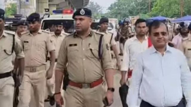 बेगूसराय में भारत बंद पर हाई अलर्ट: सड़क पर उतरे DM-SP, हिंसा पर होगी सख्त कार्रवाई
