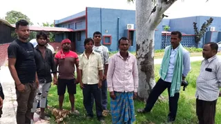 घटना के बाद शोकाकुल स्वजन। फोटो: जागरण