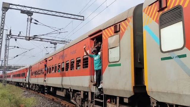 त्योहारों पर यात्रियों को राहत, पुरी-गोमतीनगर के बीच चलेगी स्पेशल ट्रेन; NSCB Gomoh Junction पर होगा ठहराव