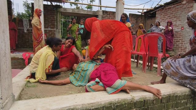 सुपौल में सड़क हादसे में 4 साल के मासूम की मौत, मुआवजे में 1 बीघा जमीन की मांग; आरोपी के घर पर रखा शव