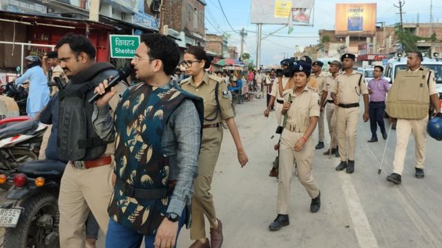 शिवहर में बिहार बंद को लेकर पुलिस की कड़ी निगरानी, एसपी ने किया रूट मार्च